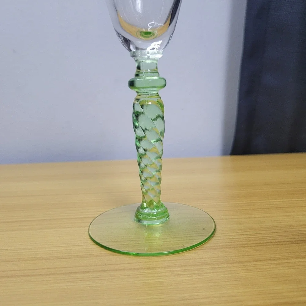 Vintage Uranium Etched Floral Stemware Glass Set of 6 Wine Goblet Optic